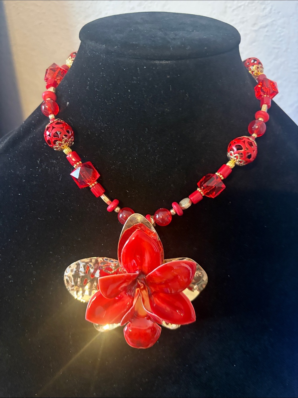 Red Flower Statement Pendant Necklace for Women